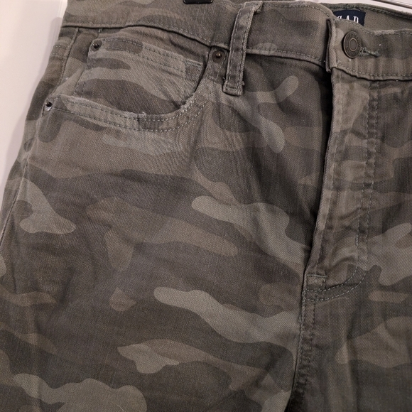 Gap Denim jeans 1969 size 12 woman’s true skinny. - Picture 3 of 5